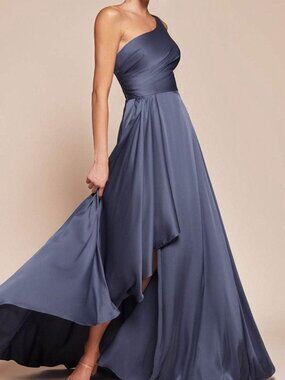 NWT Ladivine 7450 Prom Asymmetrical Long Gown Smoky Blue Size 4